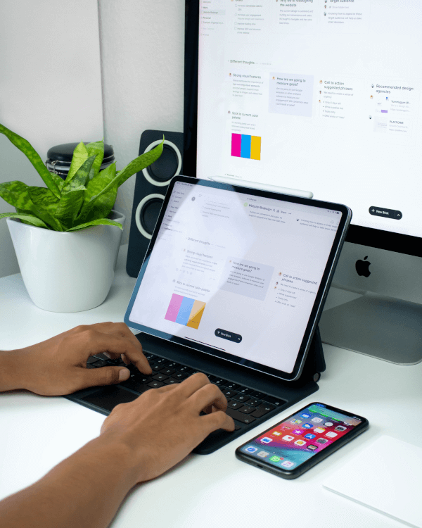 Neues Corporate Design nach Rebranding M&A mergers und acquisitions