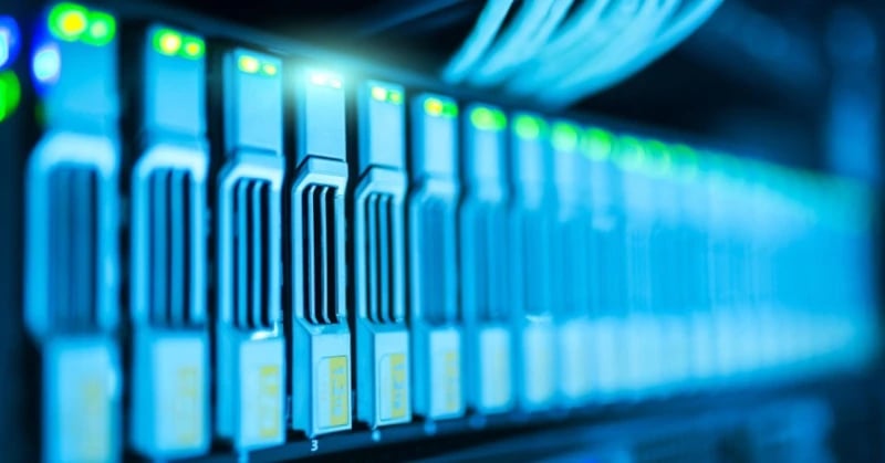 close up server