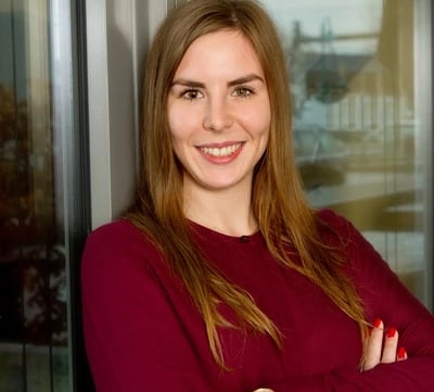 stefanie-resize