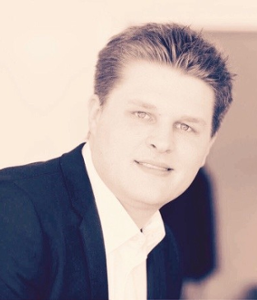 Felix Bruening empower