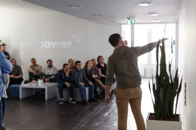 empower-company-people-in-office