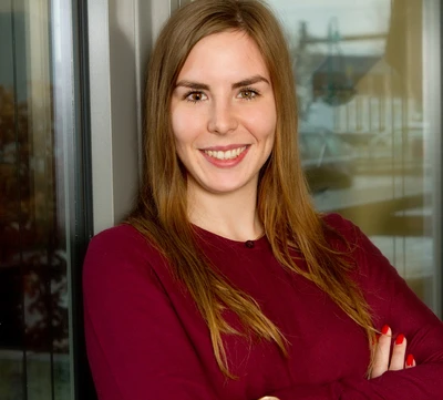 stefanie-resize